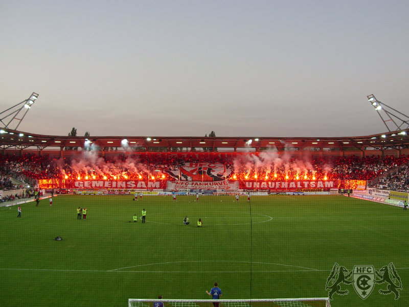 Eröffnungsspiel: Hallescher FC vs. Hamburger SV