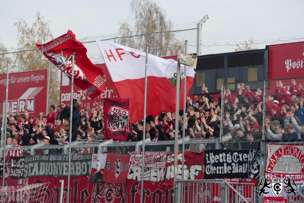 15. Spieltag: Würzburger Kickers vs. Hallescher FC