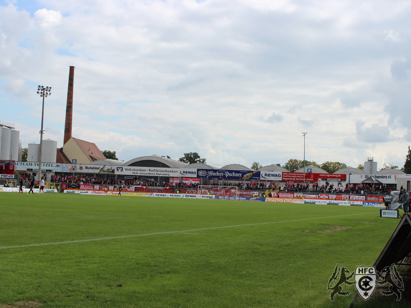 10. Spieltag: SSV Jahn Regensburg vs. Hallescher FC