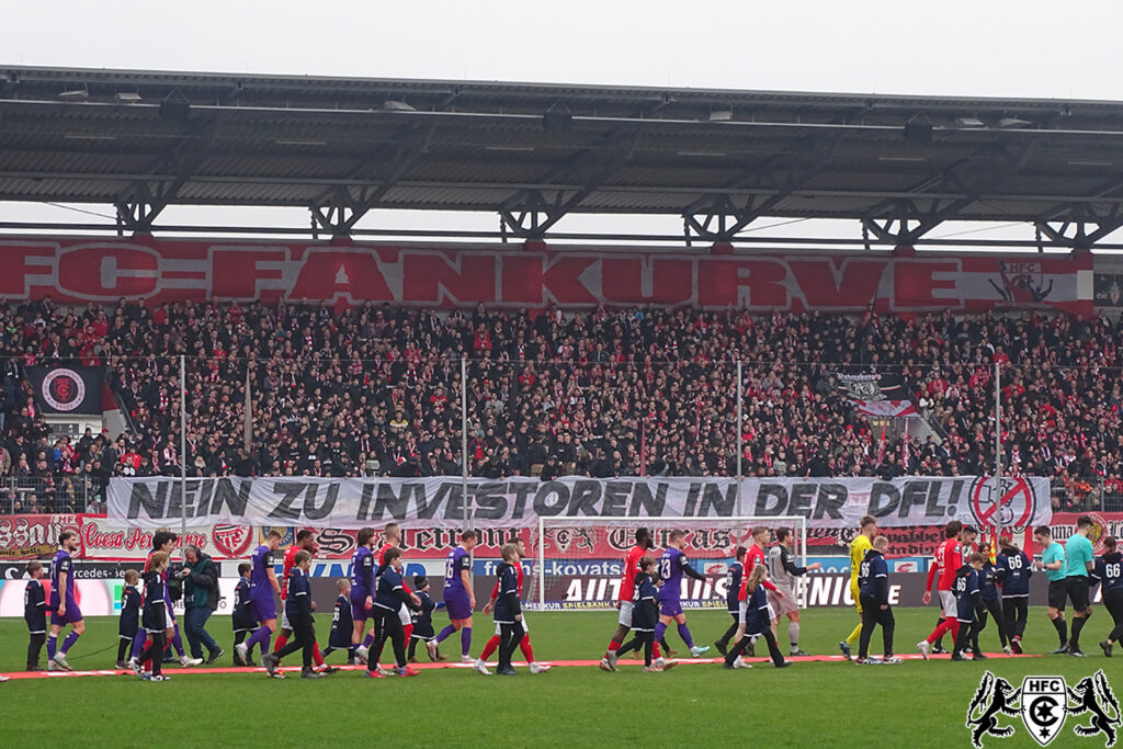 25. Spieltag: Hallescher FC vs. BSG Wismut Aue